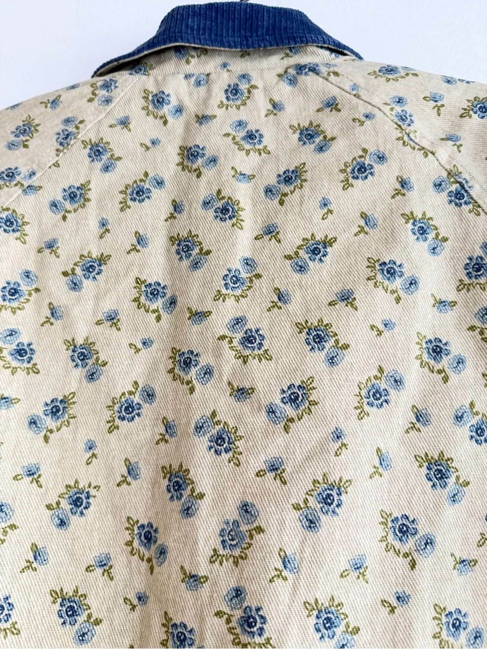 NEW The Greii Beige  & Navy Grandma's Floral Cotton Jacket Small 8685
